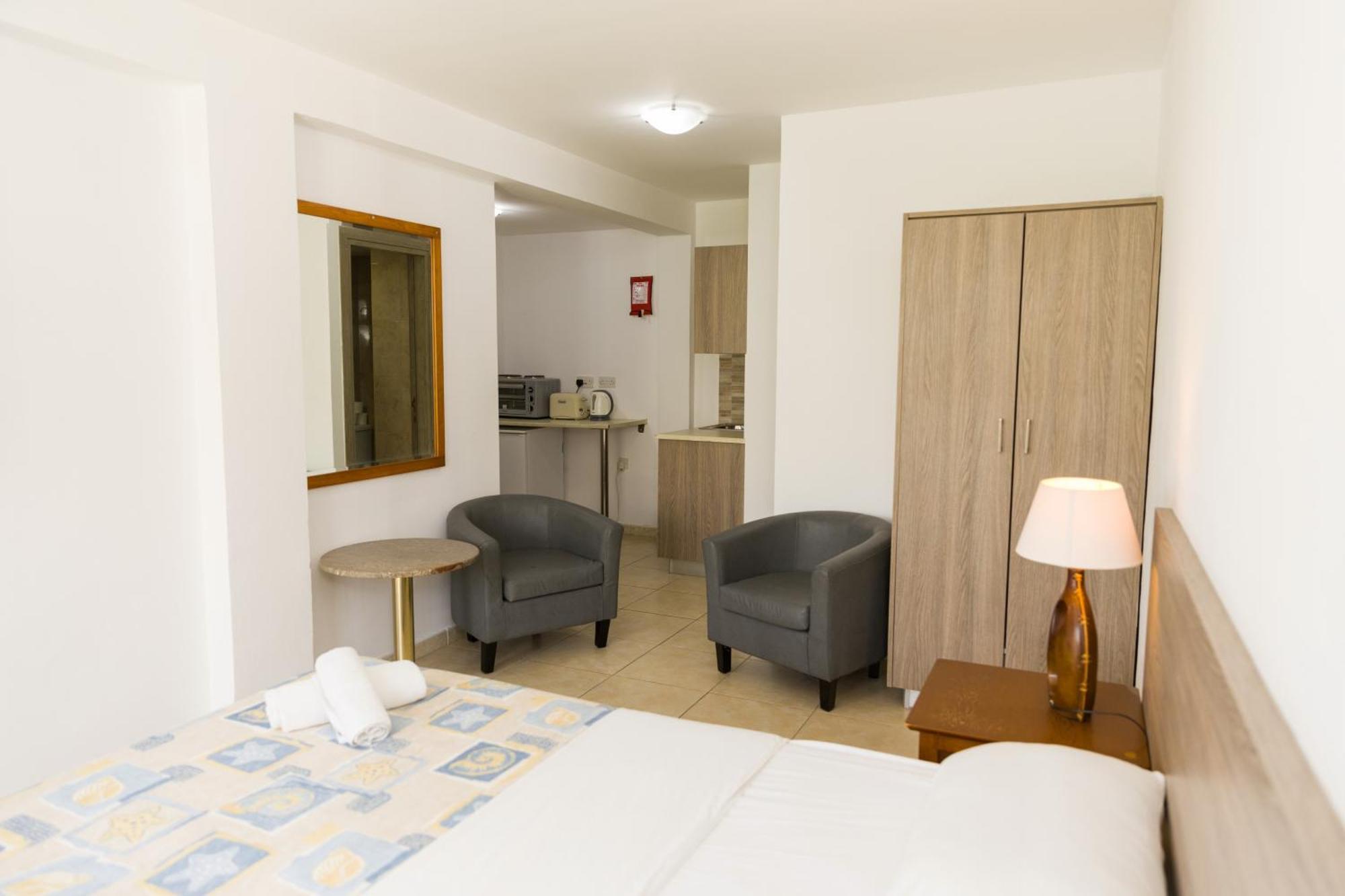 Alecos Hotel Apartments Paphos Exteriér fotografie