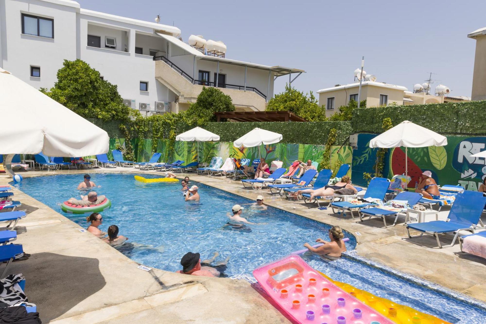 Alecos Hotel Apartments Paphos Exteriér fotografie
